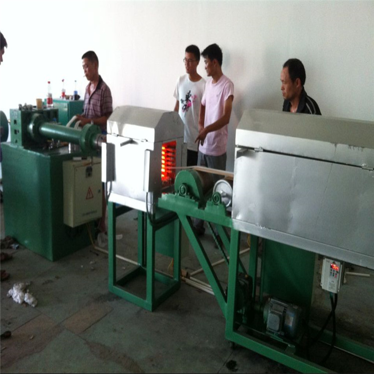 硅膠擠出機(jī)15 (8).jpg